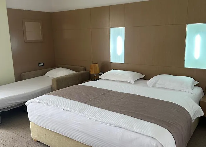 Driloni Hotell 4*